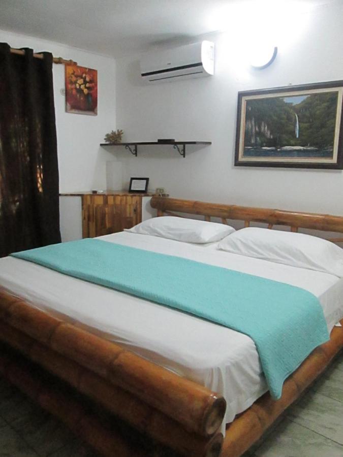 Hotel Bugabutik Puerto Viejo de Talamanca Ngoại thất bức ảnh