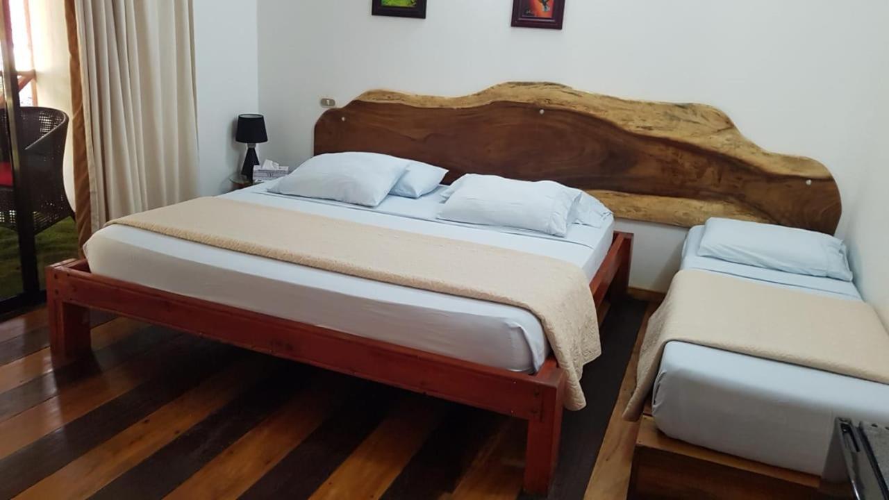 Hotel Bugabutik Puerto Viejo de Talamanca Ngoại thất bức ảnh