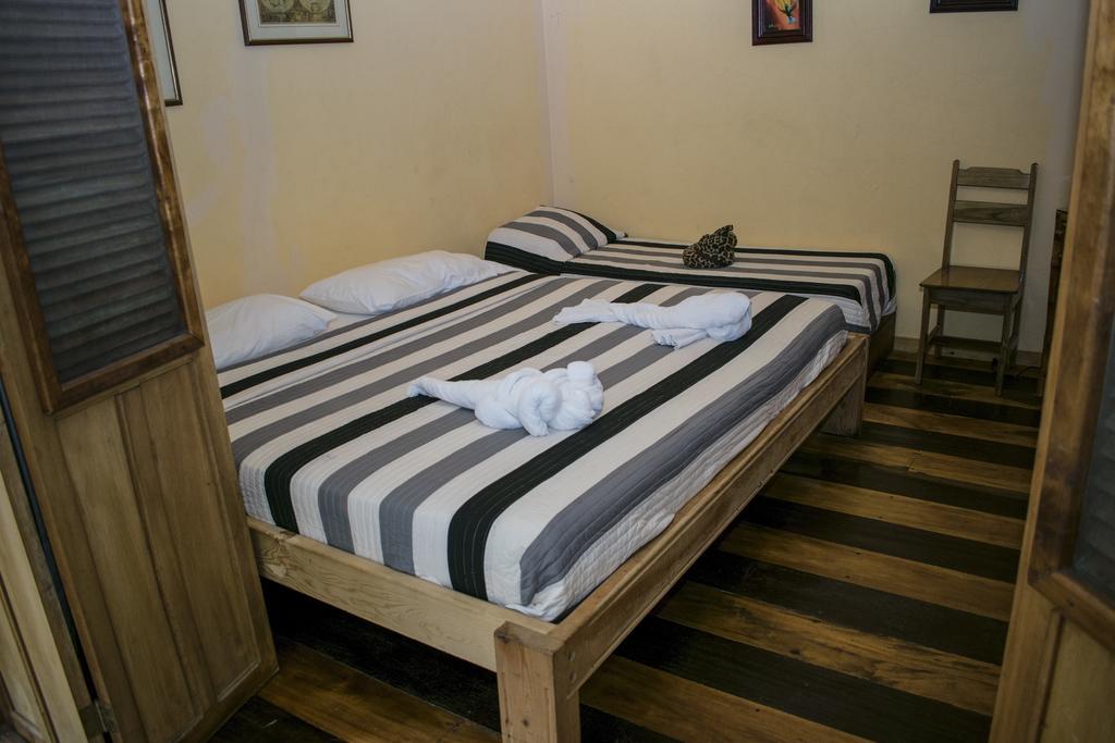 Hotel Bugabutik Puerto Viejo de Talamanca Ngoại thất bức ảnh